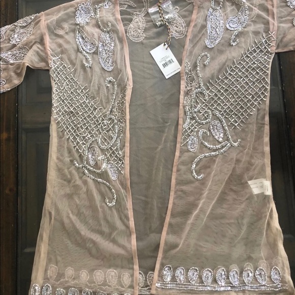 Blush & Silver Beaded Kimono - Picture 3 of 6